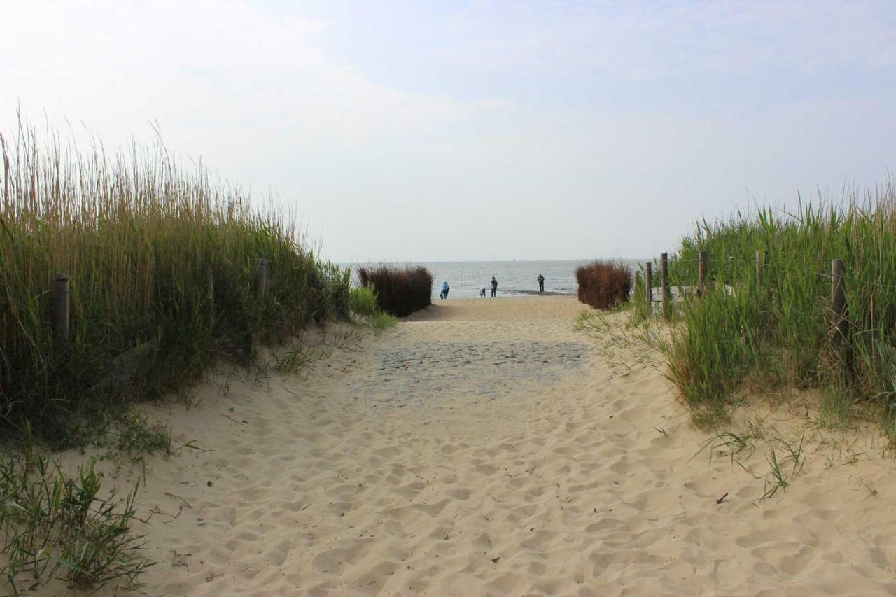 Schicke Fewo 150M Vom Strand Kostenlos Wlan Grosses Schwimmbad Sauna Куксхафен Экстерьер фото